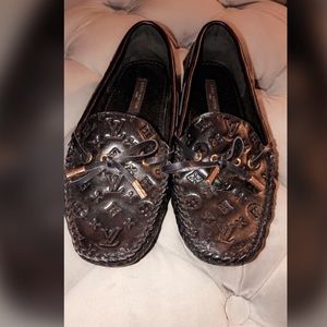 LV flat loafer